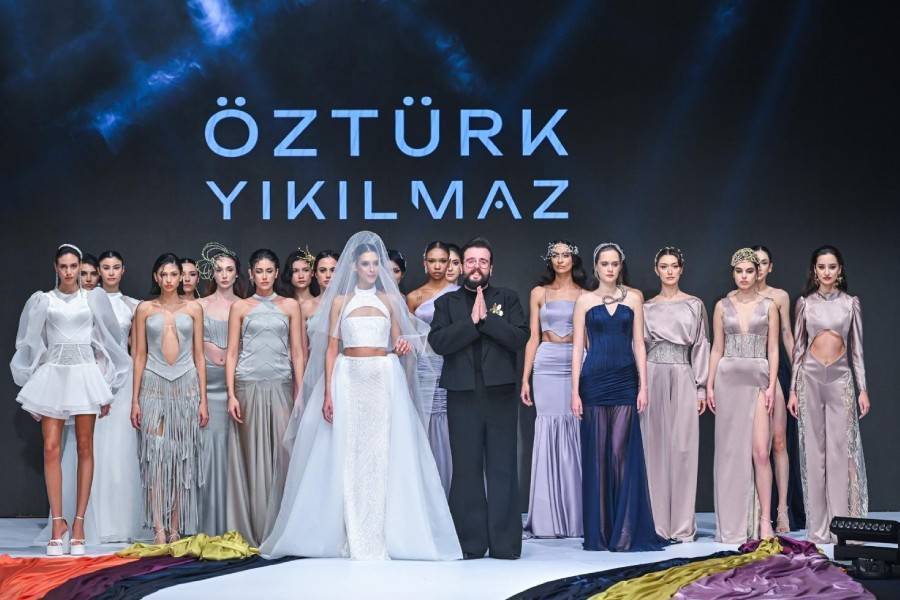 IF Wedding Fashion İzmir’de “Sessiz Asalet” podyuma taşındı