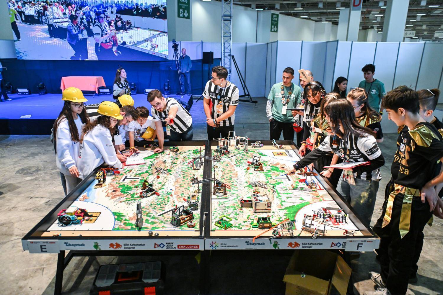 Bilim Kahramanları Fuar İzmir’de buluştu