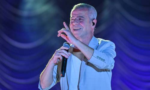 Levent Yüksel and Salih Bademci Draw Huge Crowds